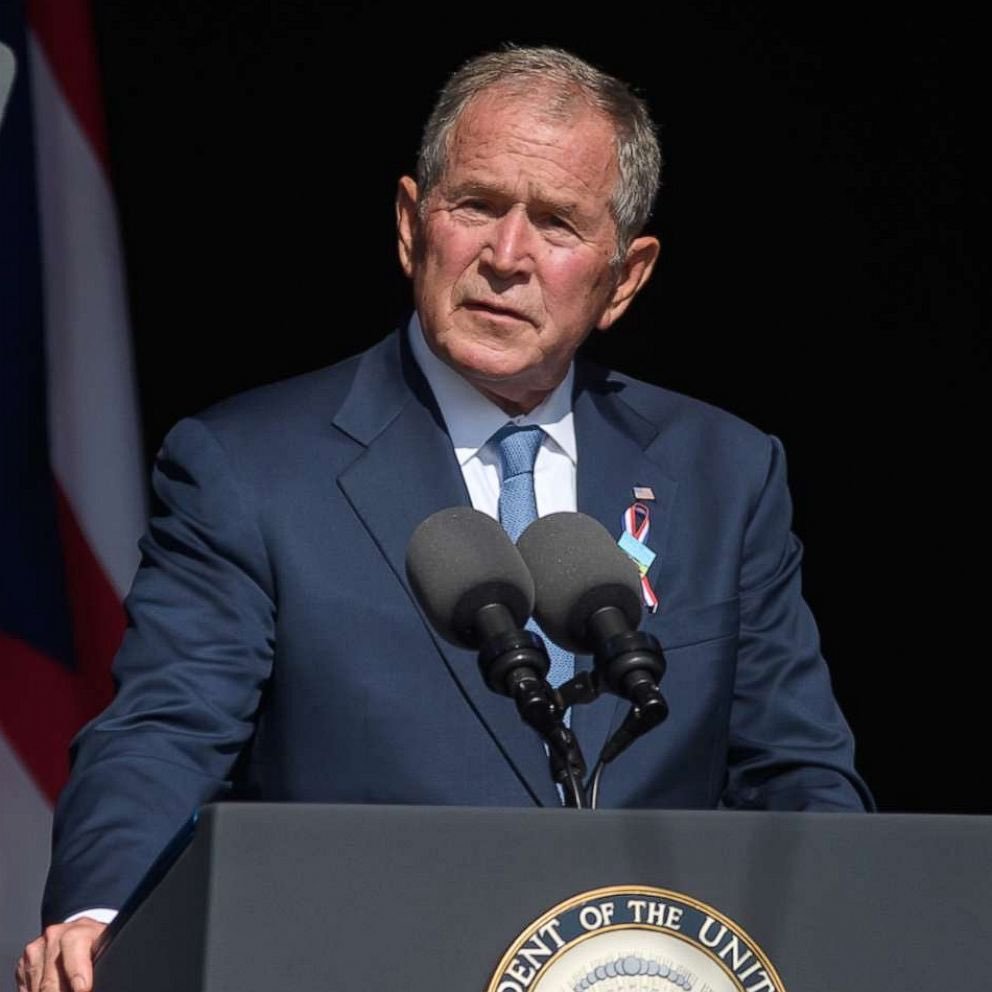 federicoalves's tweet photo. 🇺🇸Ex Presidente George Bush: Putin🇷🇺 se ha metido un gran bocado en la boca que no puede masticar y la invasión de Ucrania no es su último paso. 

Quiere construir un gran imperio y ahora es el momento de detenerlo. 

Putin🇷🇺 es un político astuto y creo que ahora es más fuerte que cuando yo era presidente. 

Estados Unidos no debería exigir que Ucrania🇺🇦 ceda sus tierras a Rusia🇷🇺 con el pretexto de que estamos cansados ​​de apoyar a Ucrania🇺🇦, sino que debemos seguir apoyándola hasta que los rusos🇷🇺 sean expulsados ​​de todas las tierras ucranianas ocupadas. 

🇺🇦Zelensky es el Winston Churchill del siglo XXI. Es un hombre difícil y los estadounidenses lo admiran.