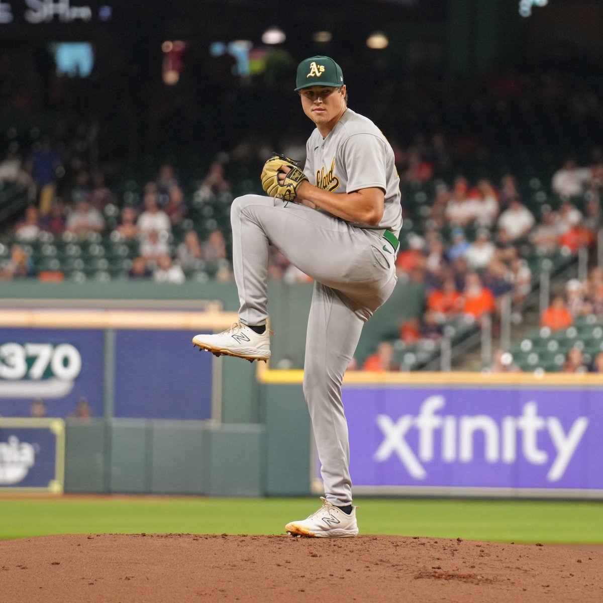 Athletics's tweet photo. 2 IP | 3 K | 11 100+ pitches 🔥 https://t.co/mclk68lXDv