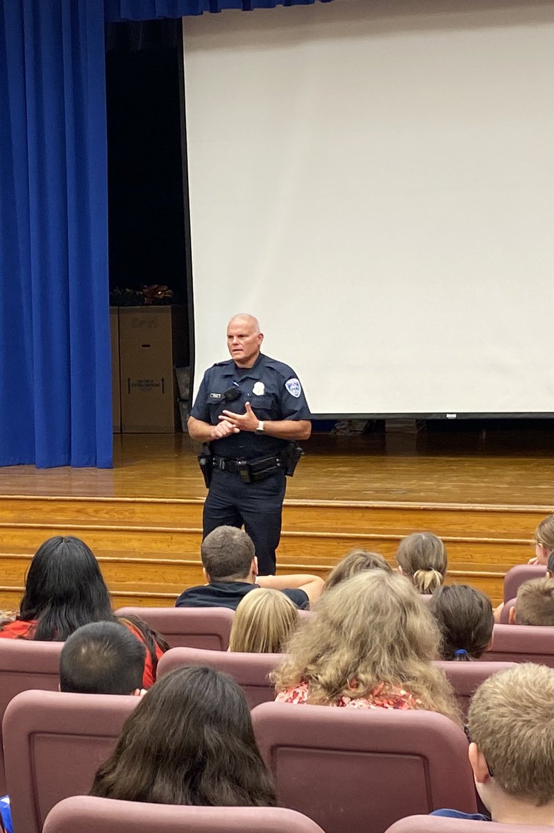 Remembering 9/11 is about the events, people, &amp; appreciating first responders. Thank you to all our <a href="/CLSD_Schools/">Cornwall-Lebanon SD</a> officers! We appreciate you and all you do! Thank you to officers Werner &amp; Shultz for talking to the CCMS 6th graders about your jobs to keep us safe! #NeverForget911