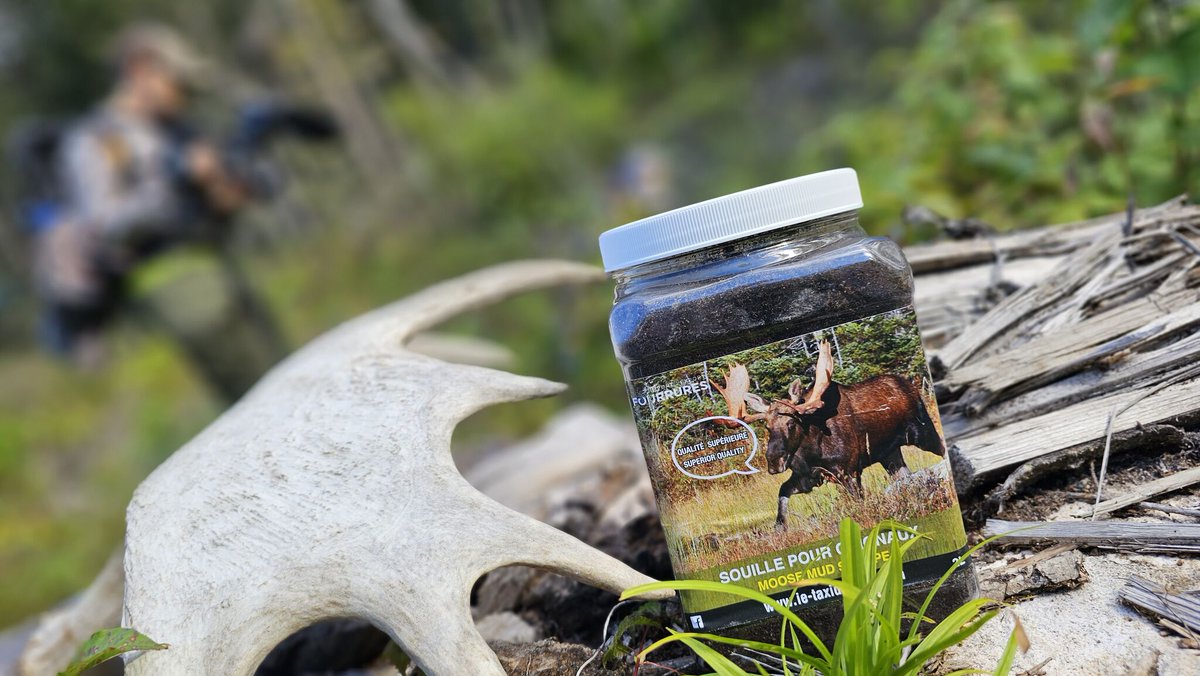 MartinBourget's tweet image. Martin, Kate et Nicolas sont plus que prêts pour une saison de chasse enlevante!👈
Au coeur de la région de Charlevoix, ils sont à la poursuite d&apos;un potentiel roi des forêts!🌲 
Une belle semaine à venir!🤩
#tvshow #hunting #moosehunting #huntingseason #browning #camouflage #ovix