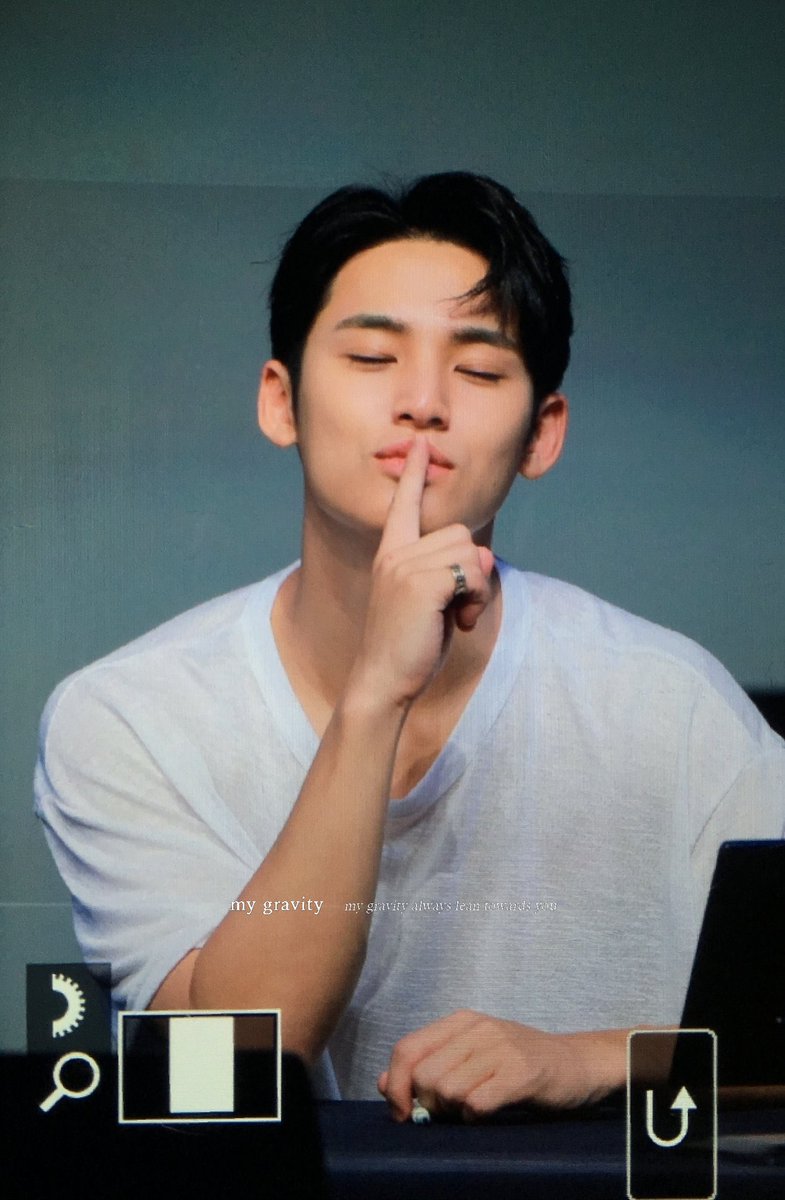 minegyu_'s tweet photo. mingyu of the day https://t.co/ySxnS5eElO