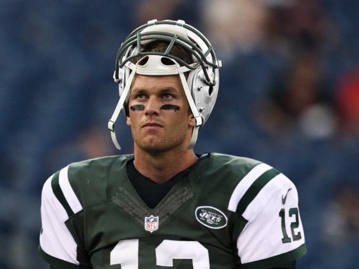 BallsackSports's tweet photo. The New York Jets have reached out to Tom Brady. 

Brady has privately expressed “interest” in returning to the NFL on a contender. https://t.co/LScSS2tjBt