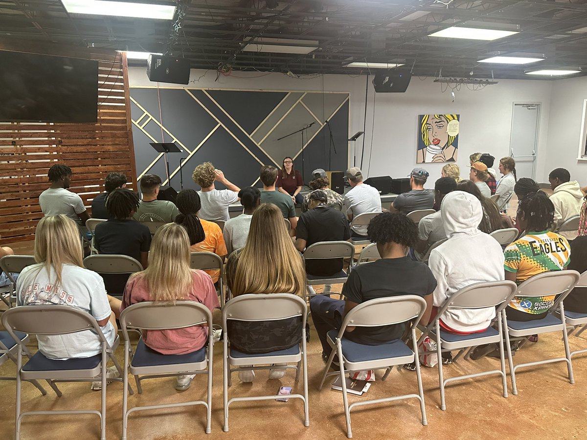 OkraJones's tweet photo. Another packed house for @HindsAthletics @Hinds_FCA! Great word tonight from Callie Estes (NE FCA) to our @HindsCC students, athletes and staffers. #AllInForJesus https://t.co/7rDWb4Jzx7