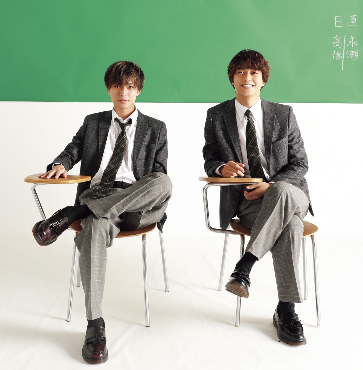 oricon's tweet photo. キンプリ『ベツコミ』で久々の制服姿 🏫
永瀬先輩＆髙橋先輩をテーマに撮り下ろし

教室で、廊下で、放課後に…
先輩たちの姿をこっそり覗き見 👀💕

学生証も入った厚紙カードグラビア展開✨
https://t.co/wW3Pbrm9wQ

#KingandPrince #永瀬廉 #髙橋海人 #キンプリ #ベツコミ @kingandprince_j https://t.co/fBxQ5mgbsB