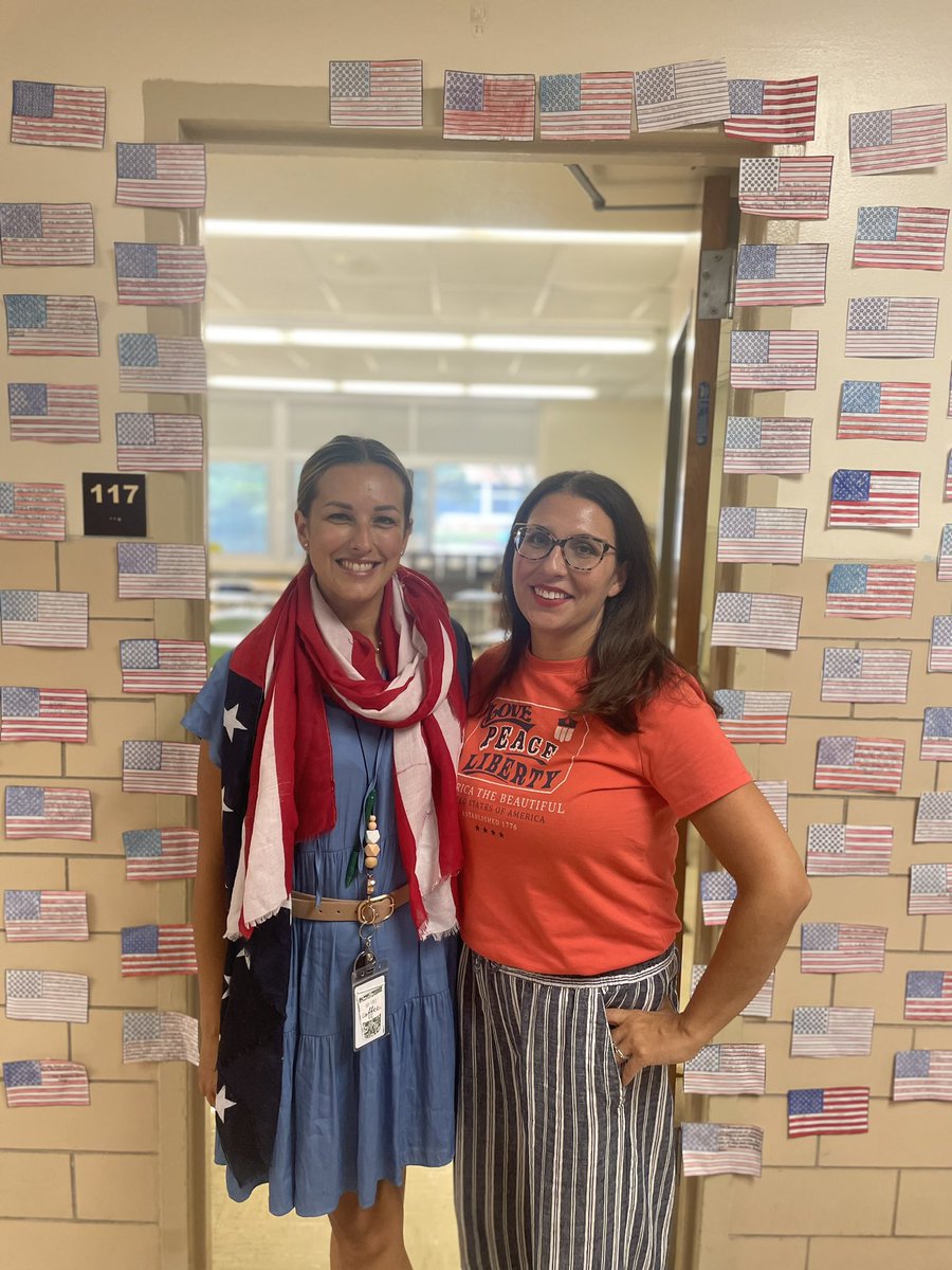 Saxton_Middle's tweet photo. Patriot Day smiles! We were reminded about how lucky we are to have our Saxton family!! https://t.co/O9Bxxh4nix