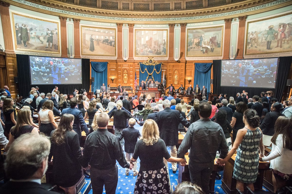 DerekImage's tweet image. When thinking about 9/11 and the victims who died in the attacks, I renege something else was lost from that day, us standing together in this country for each other, now it's about division. At least once we looked out for each other, if only for a short while. 
@universalhub