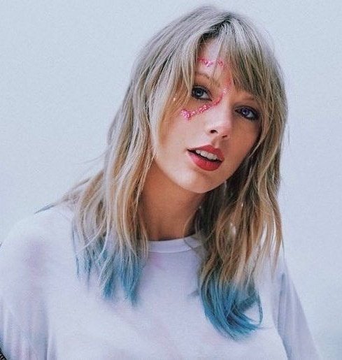 TheSwiftSociety's tweet photo. 📰| @TaylorSwift13 themed-classes are being offered on Outschool, an online learning platform for kids https://t.co/rCKFxhYqE3