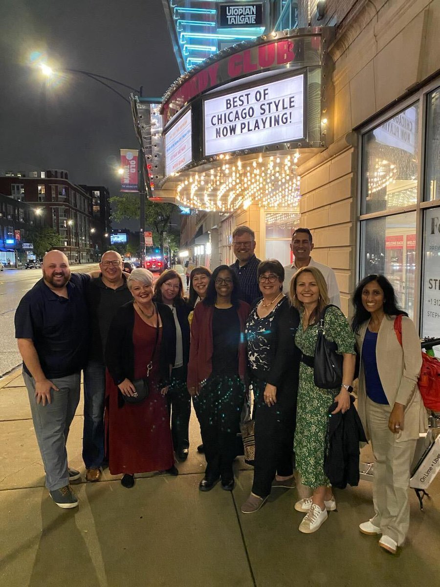 After a long day at SAEM headquarters, there's nothing better than sharing some great laughs with your colleagues at a Chicago institution — Second City!
#SAEM