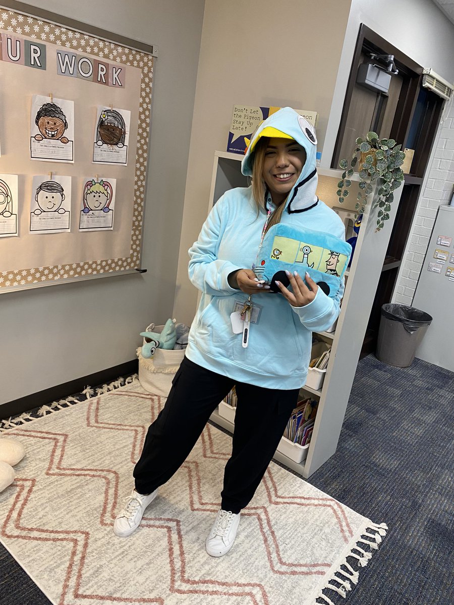 EvaPCFISD's tweet photo. Our awesome first grade teachers dressed up as characters to kick off reading this week! #Characters #Pigeon #Courduroy #Mouse #Bear @mlperez22 @_lindsayking_ @FelderTamera @CarrieAnneEd 📖 https://t.co/uGNqh108uX