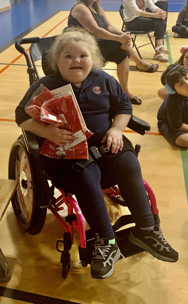 Terry Fox presentation today - we remember Strength, Courage and Love ⁦<a href="/HCDSB/">Halton Catholic DSB</a>⁩