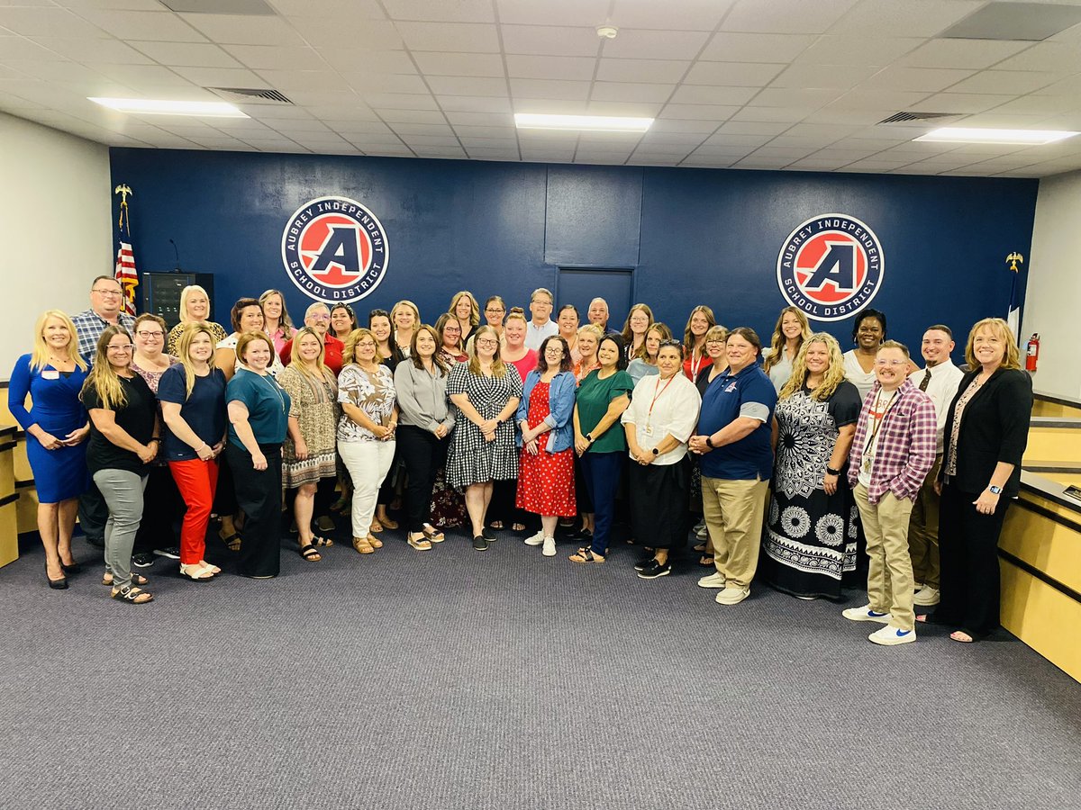 Proud of this group of amazing humans who are investing in themselves and in AISD to be part of our first Aubrey ISD Aspiring Leader Academy! Special shout out to my co-host @smsaylor - blessed to kick this off with you. You inspire me daily. #inspiringhope
