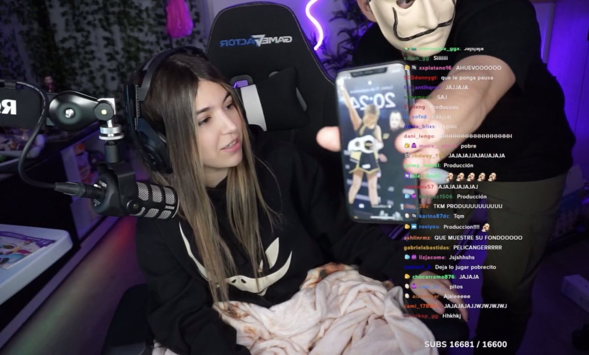 meeeli_sof14's tweet image. Que asco el amor, no? 

🥹