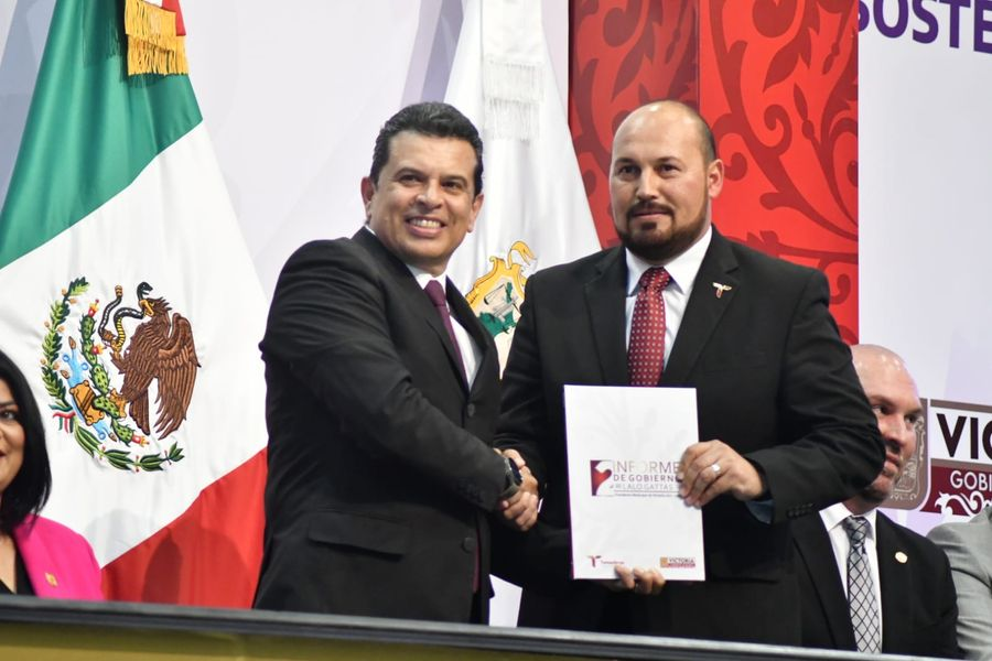 olgapsosa's tweet photo. En #Victoria, asistí al Segundo Informe de Gobierno de @SoyLaloGattas, presidente municipal de la capital tamaulipeca.
Que se siga #TransformandoVictoria https://t.co/parTDS6CDe