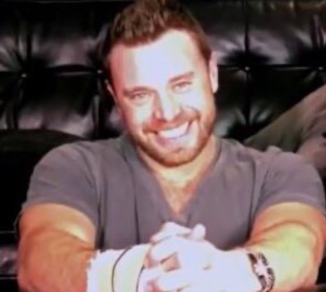 christy041499's tweet photo. It’s still Monday. Not too late for my #MCM #MCE of course it can be no one but #BillyMiller #BillyMillerRocks #BillyWithKindness #OnceInALifetime #Irreplaceable https://t.co/TMUBFgbF1u