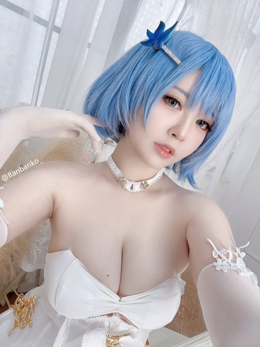 コスプレイヤー半半子のTwitter画像21