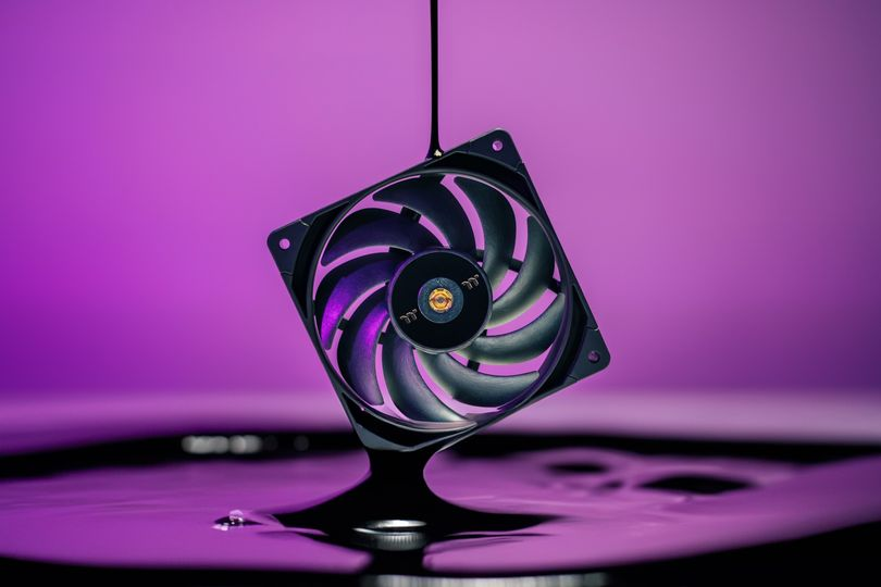 ThermaltakeInc's tweet photo. As far as high-performance fans go, it really doesn't get any better than our TOUGHFAN PRO.
Thanks TT ANZ Team for this stunning photo!
TOUGHFAN 14 Pro:
https://t.co/9lAzfjFu4Z...
#Thermaltake #TOUGHFAN #pcfans #radiatorfan https://t.co/q4ciW4PEDX