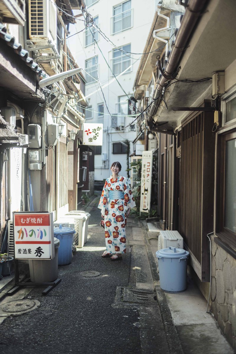 #撮って出し

コロナに負けない😡

Leica SL type601 
Carl Ziess Distagon T* 35mm F1.4 YC

#ポートレート #portrait #スナップショット #snapshot #写真 #撮影 #路地 #門司港 #福岡県 #浴衣 #yukata #関門シティ #関門シティフォトウォーク #関門シネマティックシティ #被写体様募集 #モデル募集