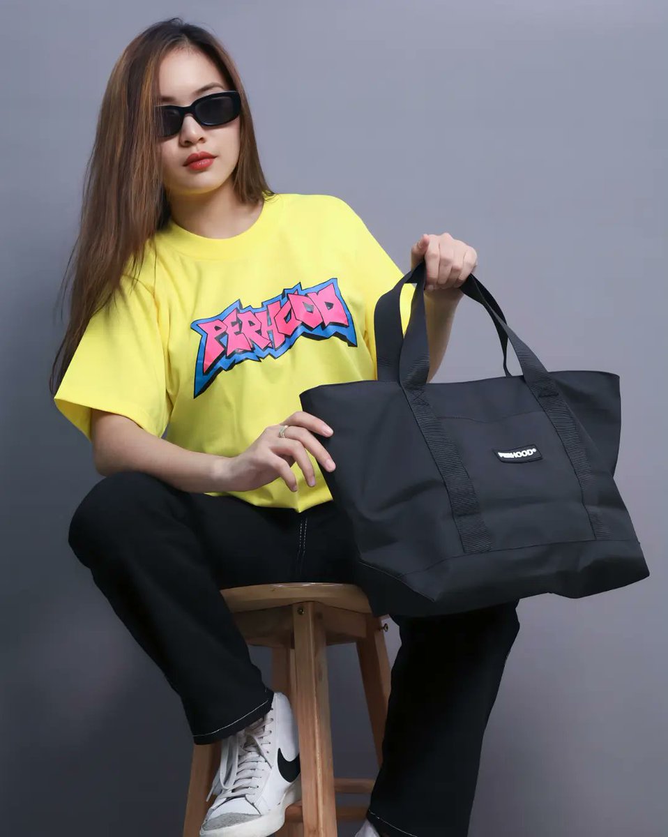 perhoodph's tweet photo. "Year Four" Anniversary Collection.

Water Repellent Tote Bag now available.

Shop here:
Shopee: https://t.co/WrvsCxlN2k
Lazada: https://t.co/ySnBmzH1ct https://t.co/tBCsdEBujN