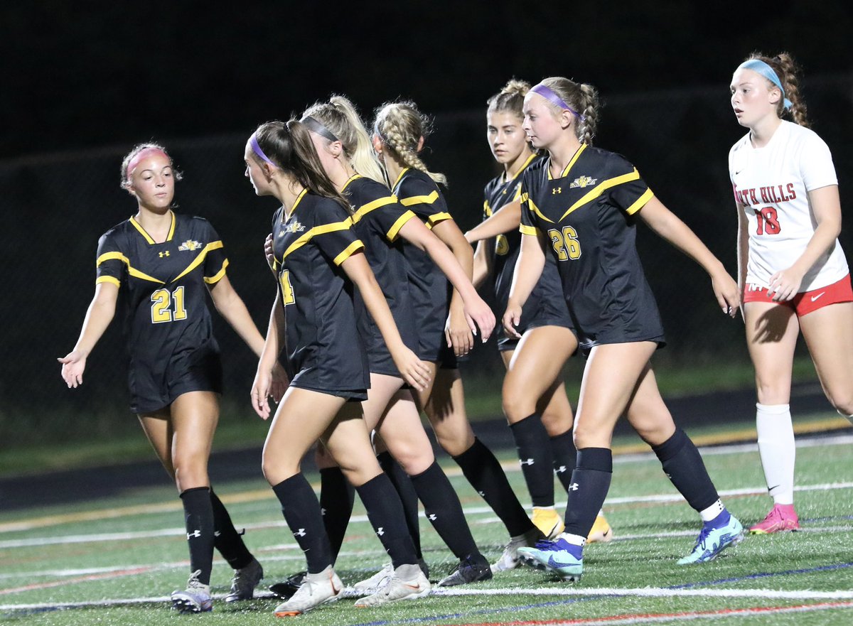 North Allegheny Girls Soccer tweet media