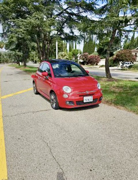 wanderngthebchs's tweet photo. ** MISSING PERSON 9/11: Lindsey Wallace, last seen/car found near 22700 Mulholland Dr. with a flat tire.
Report filed with police. https://t.co/SH6qnoZgqU