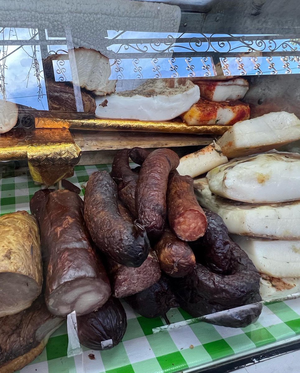 За настоящей грудинкой в Алматинской области еду только в Байтерек 🥩🍖🍗

#казахстан #мясо #meat