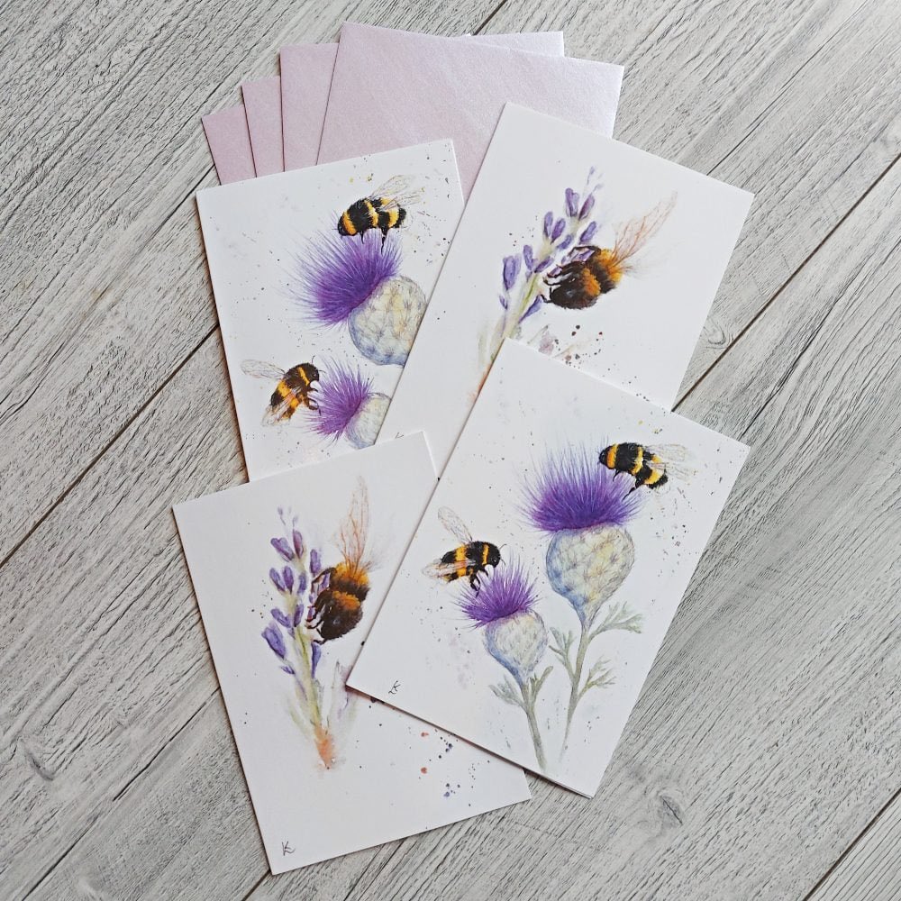 BoostersTbch's tweet photo. Gorgeous artwork by @kblacey printed on a handy Celebrating Bees Greetings Pack https://t.co/X8YczIPNZg #greetingcards #notelets #handmadegifts #tbchboosters https://t.co/QkLIo98jj6