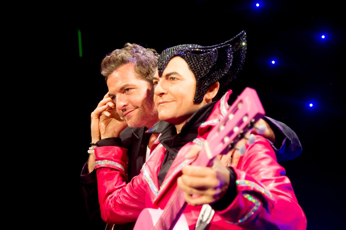 -M- Matthieu Chedid (@m_chedid) on Twitter photo Merci infiniment à l’adorable et talentueuse équipe du musée <a href="/Grevin_Paris/">Musée Grévin</a> pour cette expérience d’amour et de poésie, à la fois si touchante et surréaliste.
Alors, Qui de nous 2 ?
#MuséeGrevin #grevin Merci infiniment à l’adorable et talentueuse équipe du musée <a href="/Grevin_Paris/">Musée Grévin</a> pour cette expérience d’amour et de poésie, à la fois si touchante et surréaliste.
Alors, Qui de nous 2 ?
#MuséeGrevin #grevin