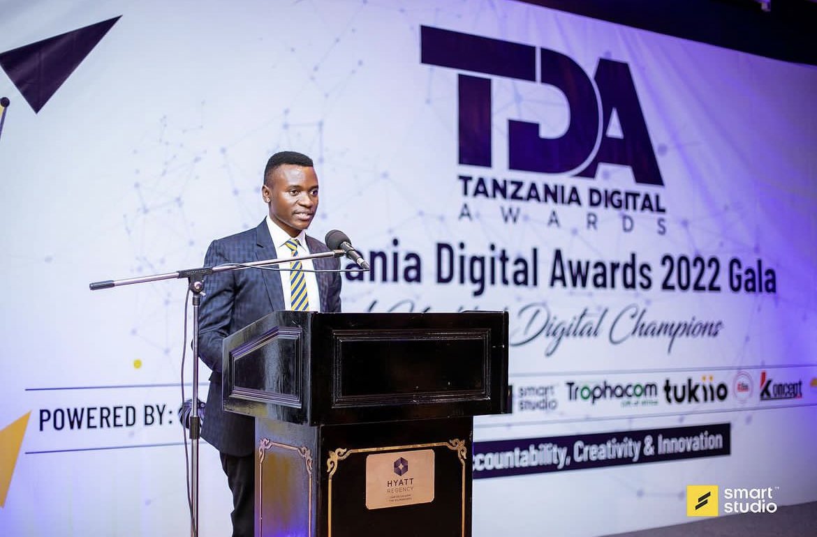 <a href="/chapo255/">SANUKAnaCHAPO</a> <a href="/DeusDux/">Dux Deus Clothing 🇹🇿</a> Clothing 🪡🧵 we do Suit for wedding and cooperate events Contact us today 📲 0717532713