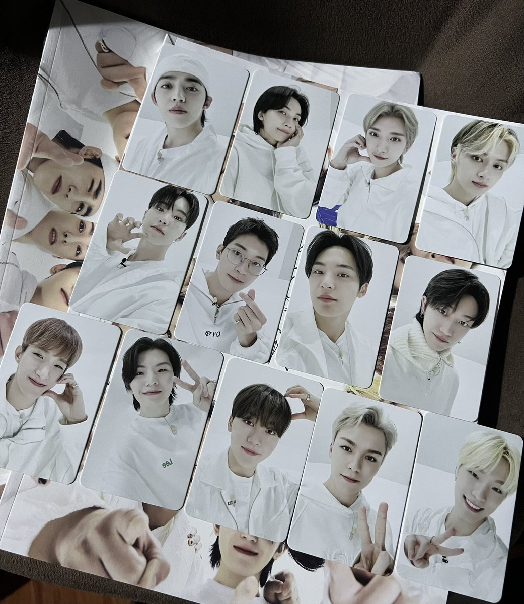 hsmnae's tweet photo. @_itsayacart finally came! thanks @dadeuthannie for sending it kahit di pa ako nagp-pay ng lsf+pf 🫶🏻 https://t.co/DNfFrPGnMY