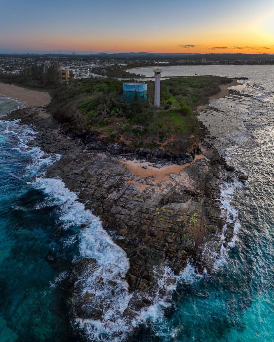 Did you know? THREE lighthouses have watched over ships approaching Moreton Bay from the North on the Sunshine Coast 💡 🚢 The third lighthouse (pictured) was built in 1976 at Point Cartwright.

📸 credit: <a href="/sweet/">Sweet</a>.as.fotos (Instagram)