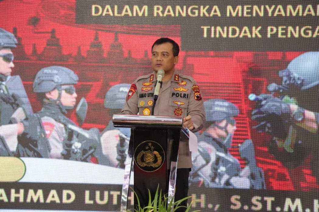 instagram.com/p/CxE-rxoL4Sh/…

Pimpin gelar Opsnal Kapolda Jateng Intensifkan Koordinasi dalam Pengamanan Pemilu 2024