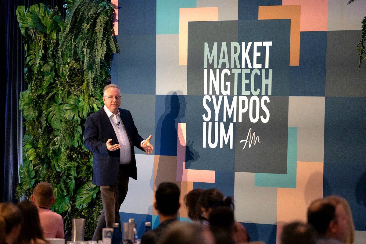 chiefmartec's tweet photo. It's an incredible time in marketing and #martech, on the precipice of transformational change in our industry and profession.
Thanks @AshtonMediaOZ for inviting me to keynote your Marketing Tech Symposium here in Australia to talk about these tectonic shifts. #marketingtechsym https://t.co/rScPp8klgL