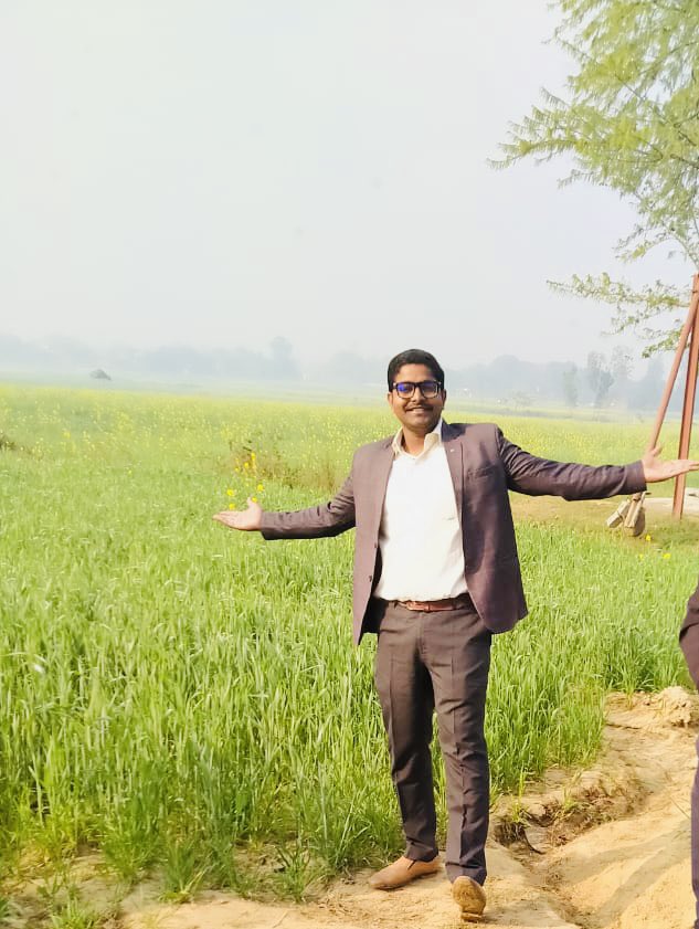 jishanbasantpur's tweet image. कितनी बार बताएँ तुम्हें, only two men can do this perfectly.
Me and @iamsrk ❤️😀#Jawan #Pathan