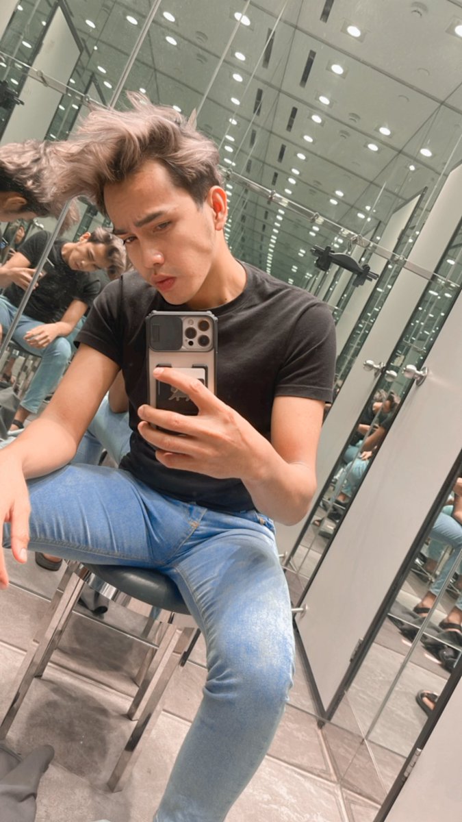 AzZainall's tweet photo. Nk kena buat DS acc ke bru famous? https://t.co/XrAFXC80U6