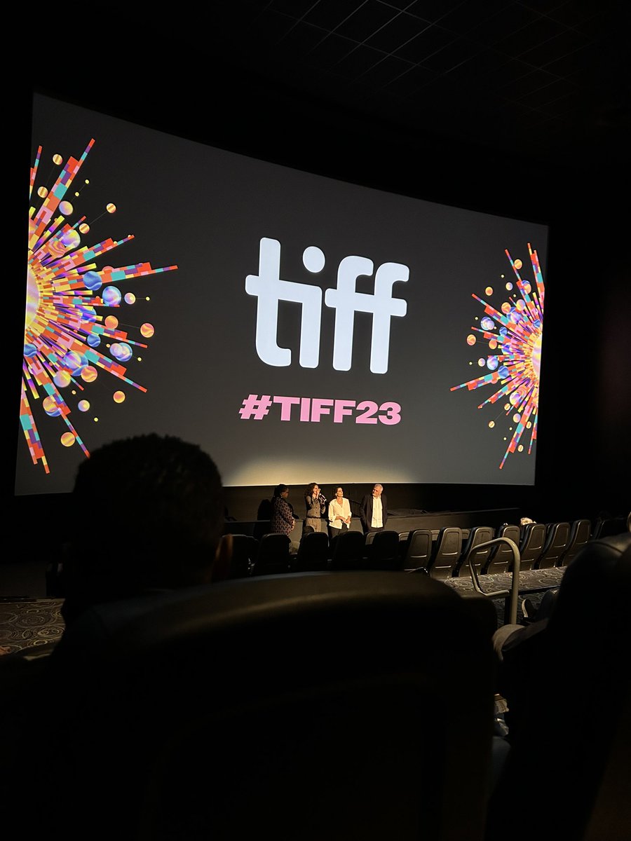 julia 🍻🩸🌆 tweet media