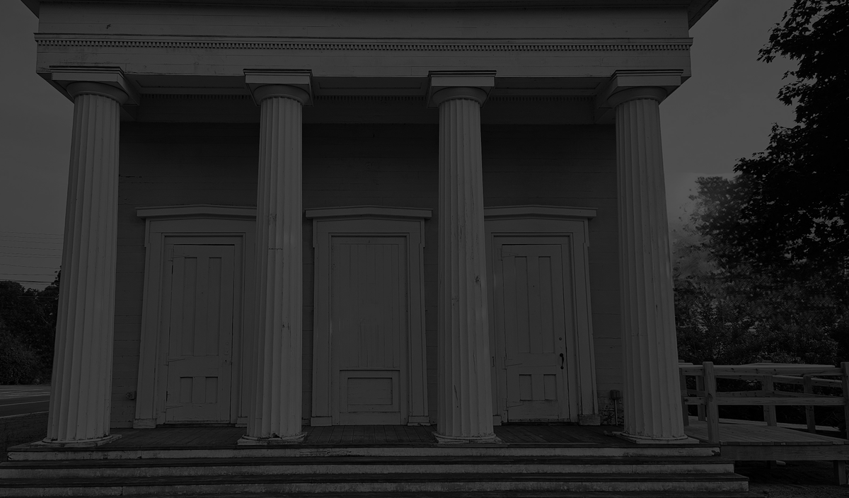 Vita4ndroidCRC's tweet photo. The building I came out of...
I came out the left door with the stairs.
The right door has stairs going further up.
The center door seems to lead to a bunch of leaves and shrubbery, with a wooden arch to climb over.
No matter what, I'd be going in blind.
#ViLimbo https://t.co/oZla9xlp4y