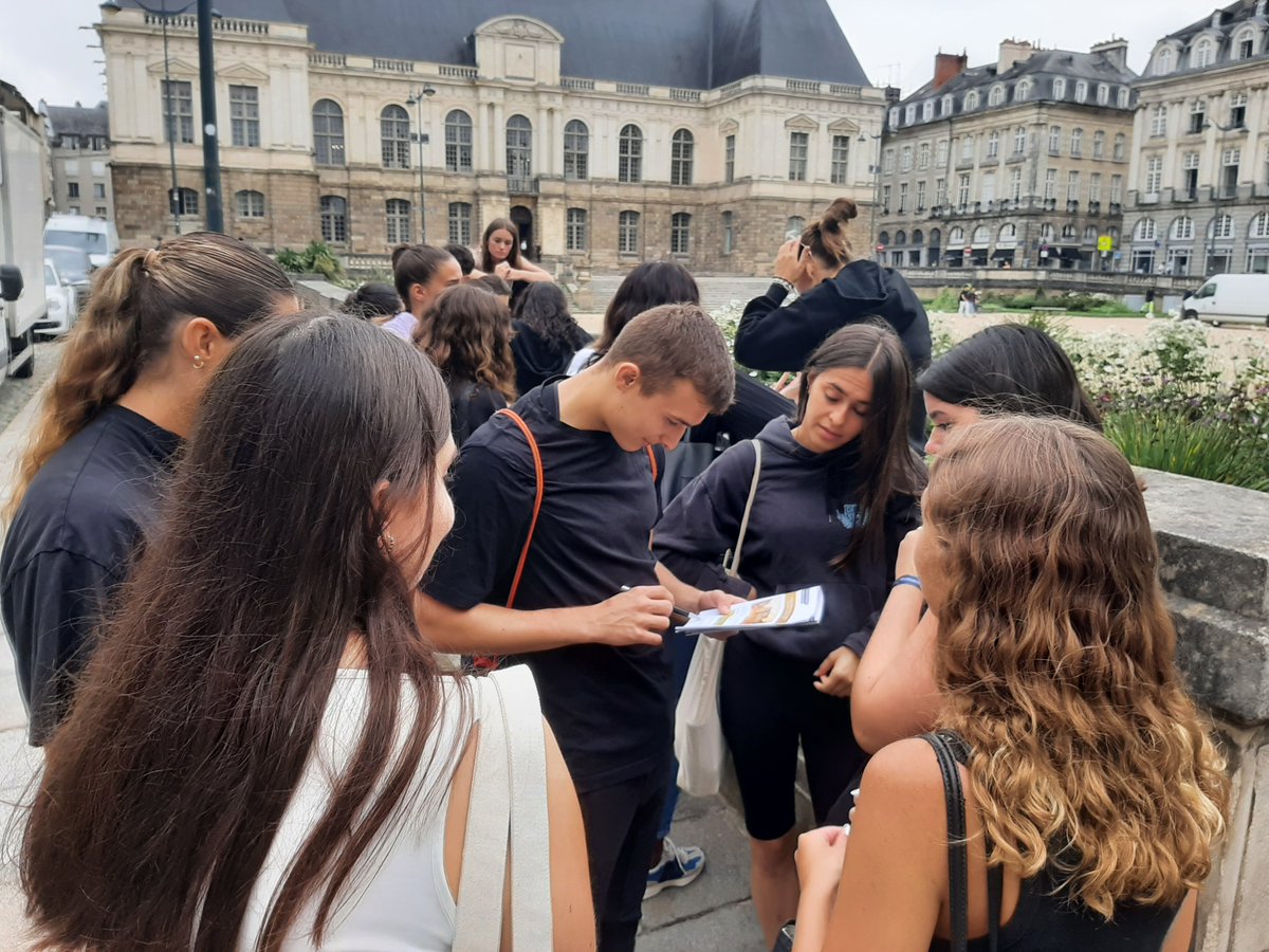 E4THEcs's tweet image. BTS TOUR - MCAT : Journée d&apos;intégration. Un prétexte pour faire connaissance et créer du lien. Merci aux étudiantes de TOUR2 qui ont participé à l&apos;organisation - et à la réussite - de cette journée !
#VisitRennes #lyceejarennes #tourisme #formation