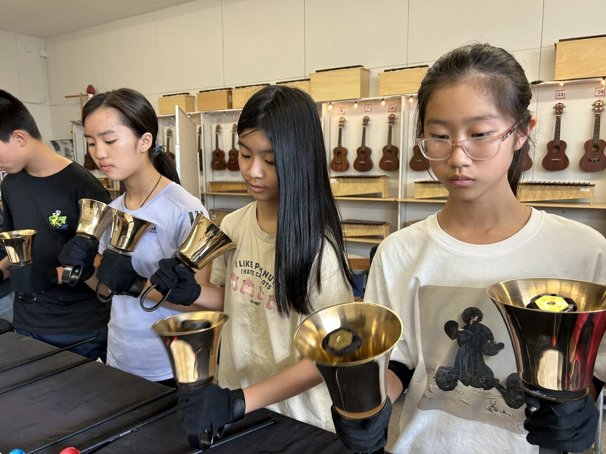 Sound Wave Handbell Choir (@wavechoir) on Twitter photo First rehearsal of the year. I loved watching the students greet each other as dear friends. They are amazing. One said I love you at the end (to another student) and I said thank you (jokingly). We shared a great laugh. Stellar youth. <a href="/burnabyschools/">Burnaby Schools</a> First rehearsal of the year. I loved watching the students greet each other as dear friends. They are amazing. One said I love you at the end (to another student) and I said thank you (jokingly). We shared a great laugh. Stellar youth. <a href="/burnabyschools/">Burnaby Schools</a>