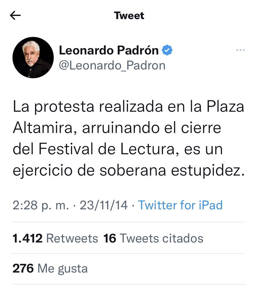 AlexaGomezDos's tweet photo. Ahora salen conmovidos y con lágrimas en los ojos viendo la película Simón 😌 Cuando estaban en Venezuela y pudieron como periodistas de renombre hacerle frente a la barbarie que vivíamos,  decidieron doblarse para no partirse. Fue más fácil llamarlos estúpidos que apoyarlos. https://t.co/wgwLyqJ7iJ