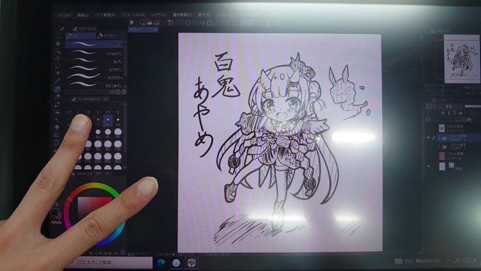札幌のヨド◯シカメラで描いてきました