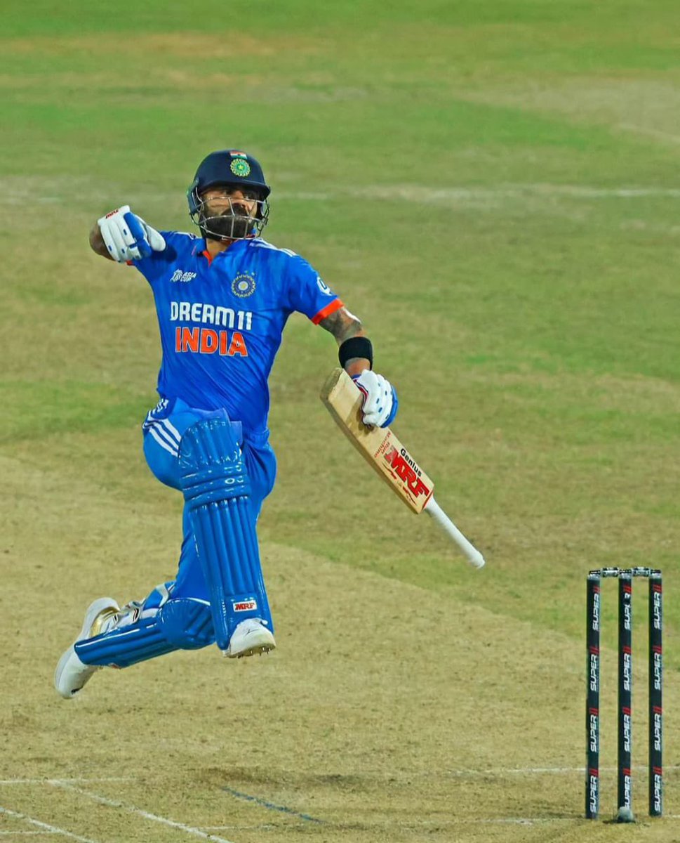 Fastest to 13k ODI. Congratulations <a href="/imVkohli/">Virat Kohli</a> bhaiya. May you fly higher 🇮🇳🫡