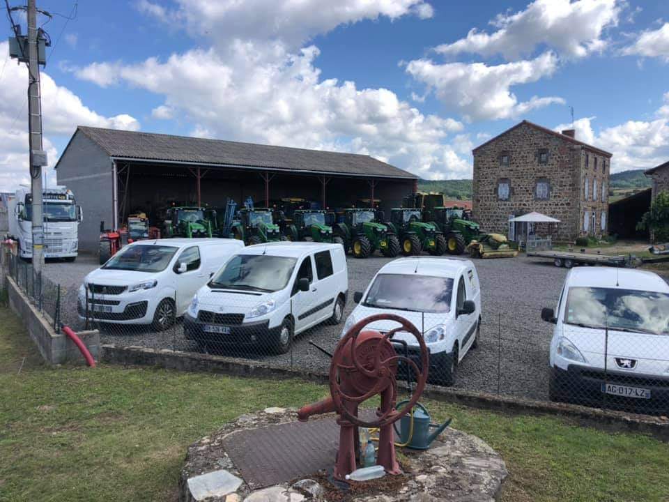 R_Hugon_43's tweet photo. Une Eta locale recherche grandes surfaces de #maïs pour fournir les #agriculteurs du 43 qui cherchent du #fourrage pour l'hiver.
Sur les départements 01/03/18/19/26/42/43/58/63/69
Pour plus de renseignements SARL Fabrice Tourette 0611375064 https://t.co/tu3NuyrWBI