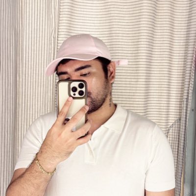 johnjuliusyan's tweet photo. #NewProfilePic https://t.co/6iBcx0UDSK