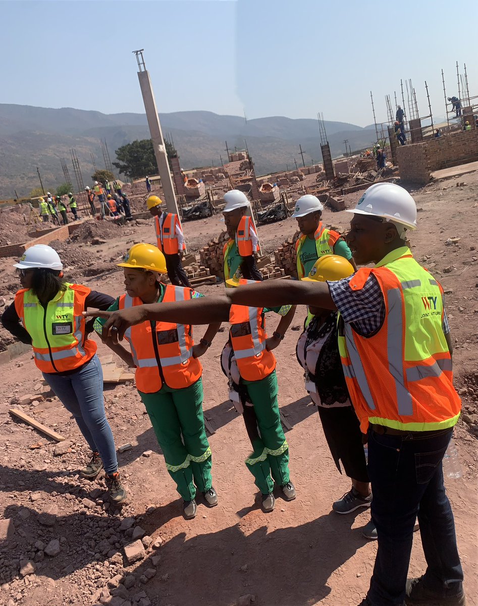 LimpopHealthMec's tweet photo. MEC Dr.Phophi Ramathuba visited the construction site of a newly built Siloam Hospital to monitor progress. During the walk about the project manager indicated that the project is faced with challenges of people who come to destabilize progress and such behaviour worries the MEC. https://t.co/jf6pUUdy5z