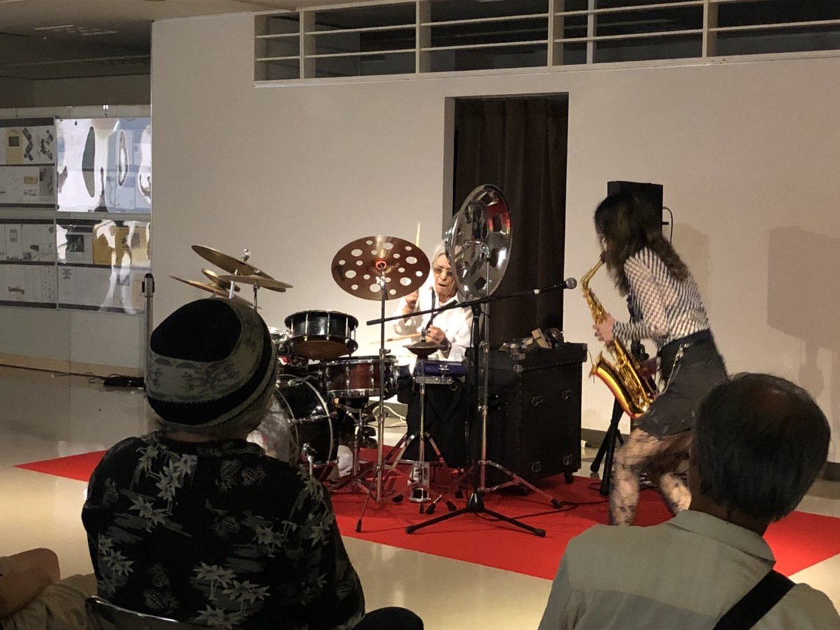 jazzdrumhiroshi's tweet photo. 9／9に、阿部薫命日ライブ、仙台に行ってきました。阿部君と出会ったのは僕が30歳、彼は21歳位だったと思う｡今生きていれば70代になっている。どんな音楽をしているのか聴きたいものだ！命日ライブの日は阿部君が側に来てくれたかの様な懐かしい思いでした。仙台の皆様ありがとうございました♪ https://t.co/CYp0VqoXcy