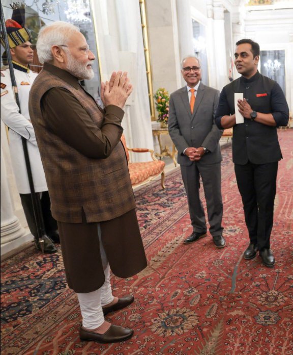 JaikyYadav16's tweet image. इस तस्वीर पर दो शब्द लिखें!