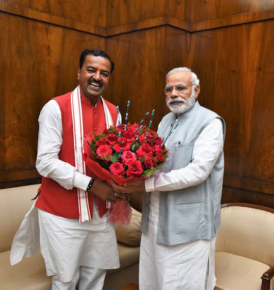 yadavvijay88's tweet photo. सत्ता में बैठी पार्टी का राष्ट्रीय अध्यक्ष- ओबीसी
देश का प्रधानमंत्री- ओबीसी
उत्तर प्रदेश के उपमुख्यमंत्री- ओबीसी
उत्तर प्रदेश के राज्यपाल- ओबीसी
उत्तर प्रदेश का शिक्षामंत्री- ओबीसी

अगर इसके बाद भी #69000_शिक्षकभर्ती_आरक्षण_घोटाला मामले में न्याय नहीं मिल रहा तो गलती किसकी है? https://t.co/UTUSF70NLz
