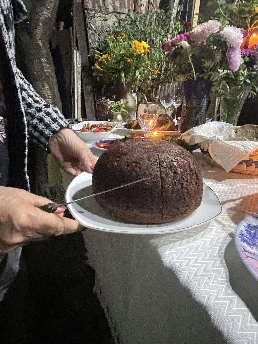 Paula Erizanu tweet media