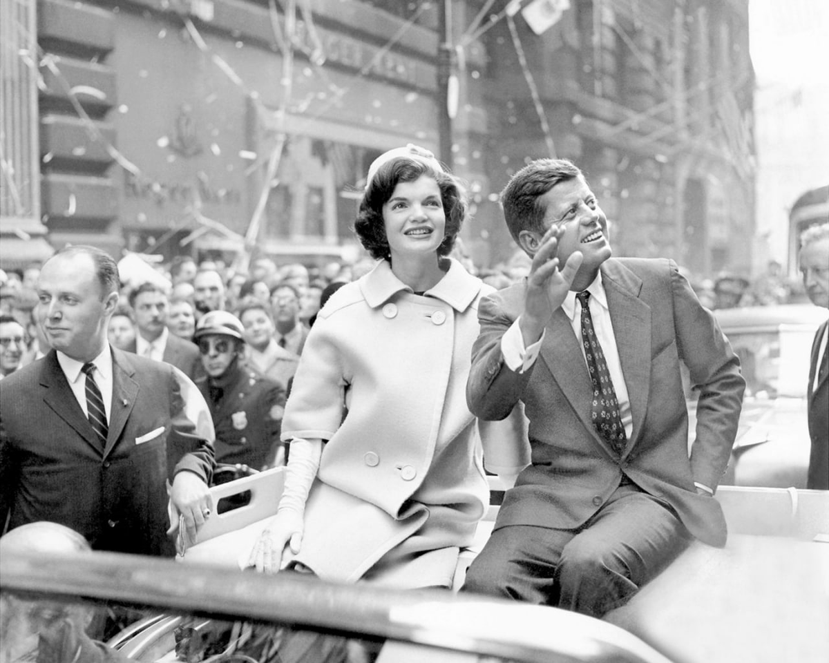 COMPACTMagazin's tweet photo. Kennedy: #Leibwächter bestätigt #COMPACT-Theorie💣60 Jahre nach #Kennedy-Mord kommen neue Fakten ans Licht und bestätigen COMPACT #Krieg #Ukraine #AfD #Wagenknecht #MINIDORKLORD #Niederlage #dhdl #Befreiung #Fleisch #LoveIsland #Gewitter #hartaberfair
➡️https://t.co/bamI6xThSo https://t.co/z9vM3HI24X
