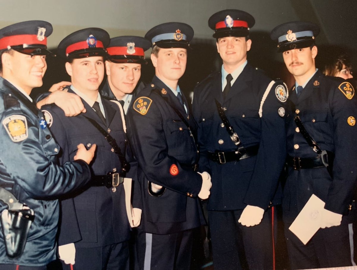 SijoGaryFoo's tweet photo. Well, this is going back a bit! 😂.. 

I forgot about this one of me (first left, obviously) ...!

 📷Thanks to a police buddy! 
•
#police #policeofficer #peelpolice #prp #five0 #opp #opc #peelregionalpolice #cop #ontarioprovincialpolice #Ontario #Canada @PeelPolice https://t.co/HQzwHo6Kgk